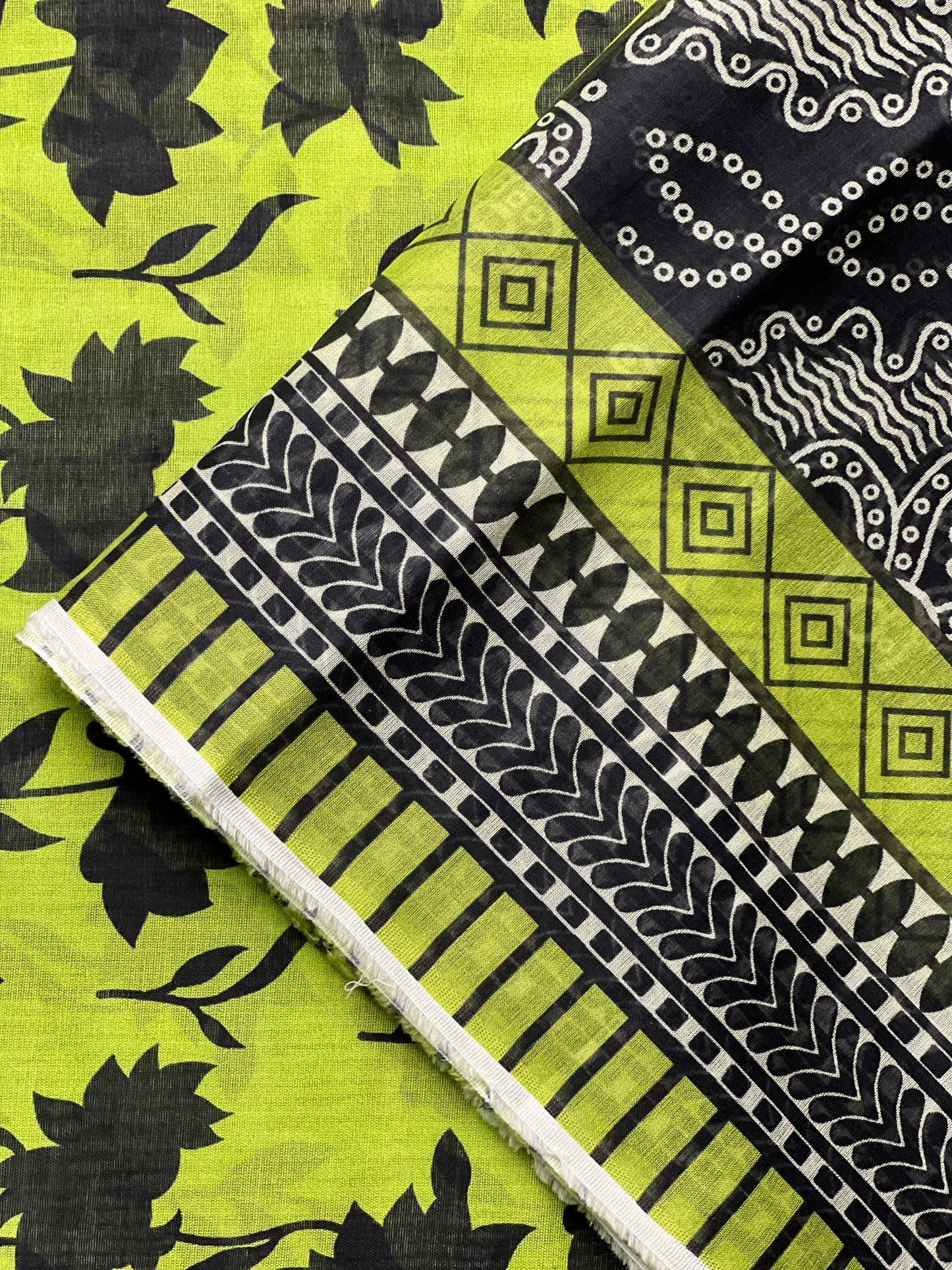 3 piece Printed Swiss lawn