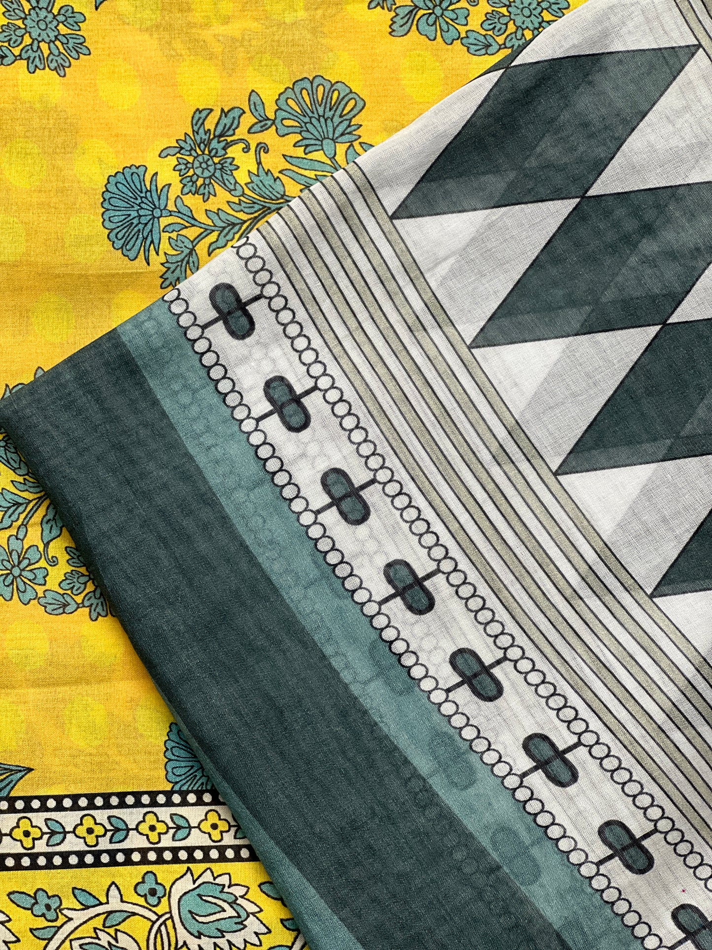 3 piece Printed Swiss lawn