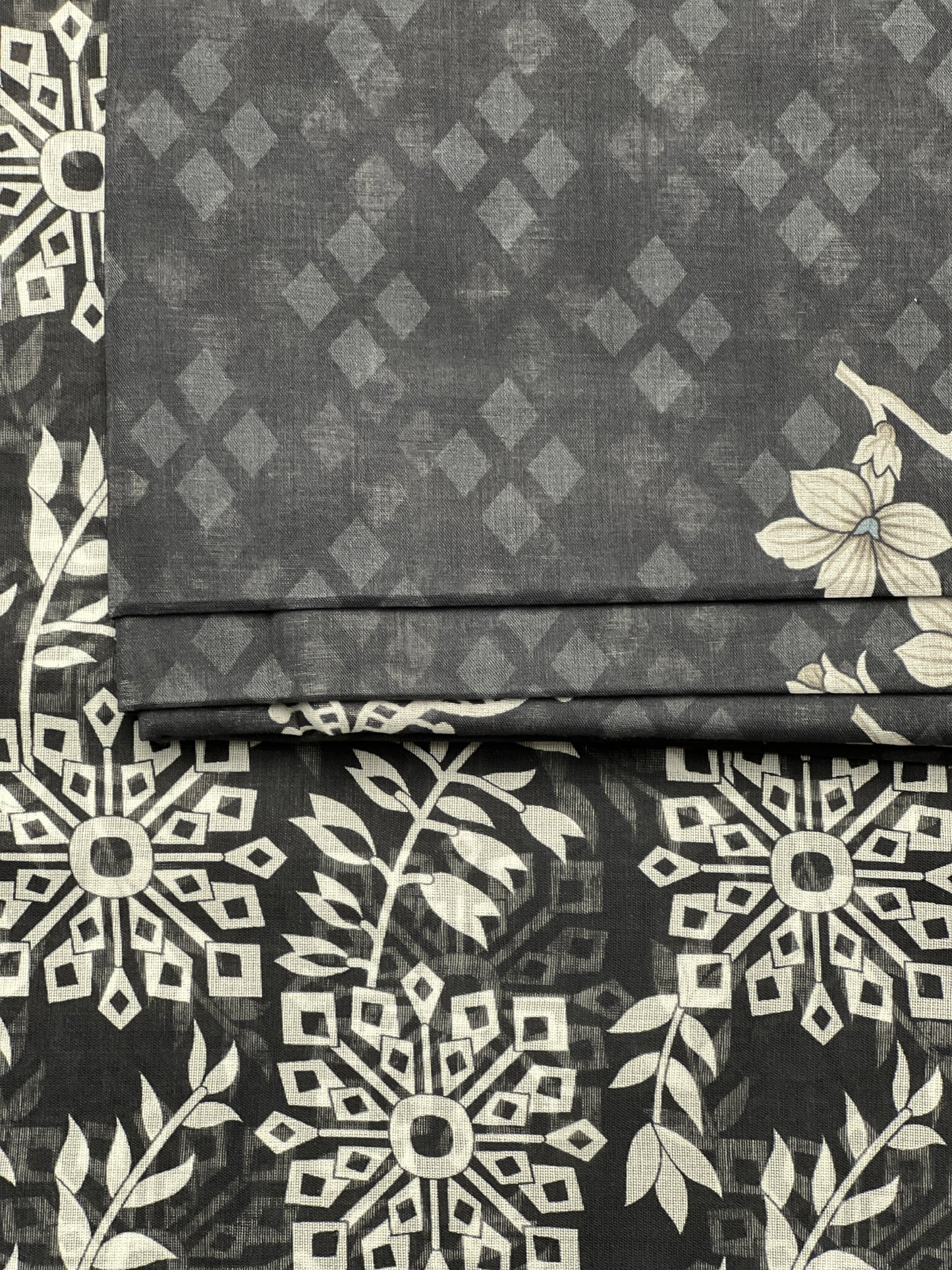 3 piece Printed Swiss lawn