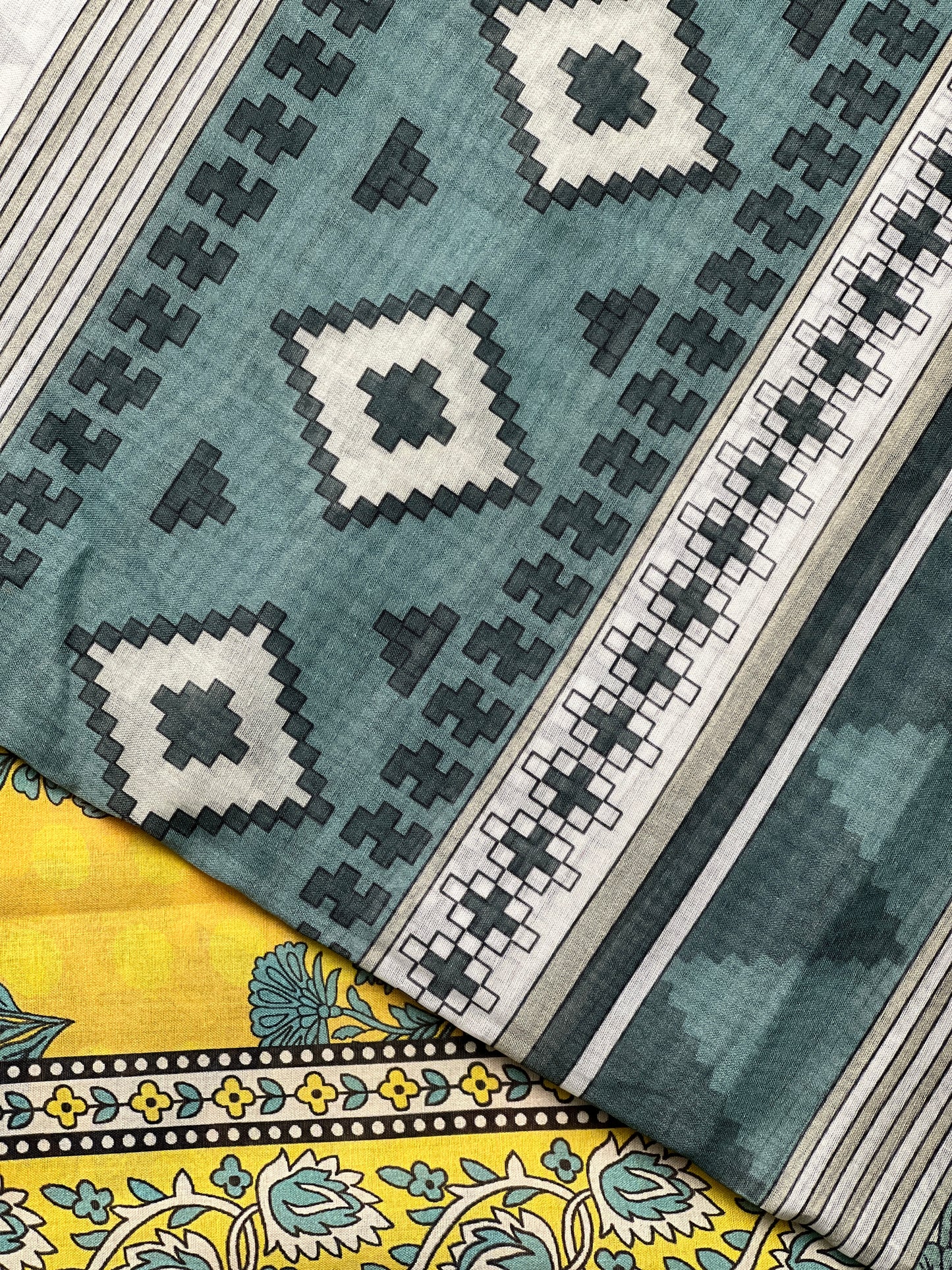 3 piece Printed Swiss lawn